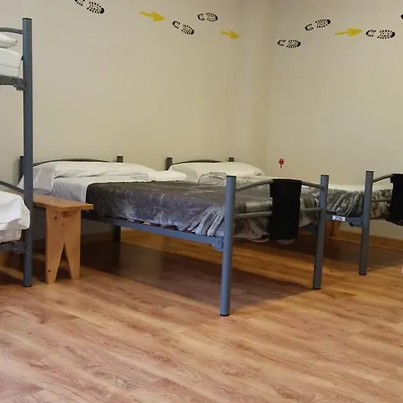 Hostel Alma Del Camino - & *